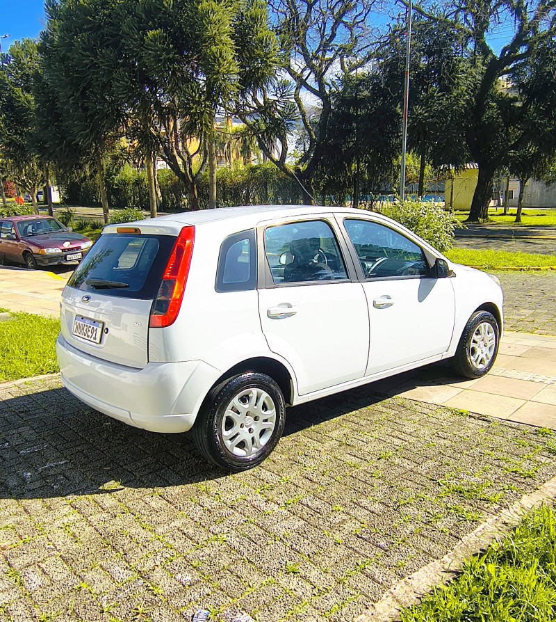 FIESTA 1.6 MPI 8V GASOLINA 4P MANUAL - 2013 - FARROUPILHA