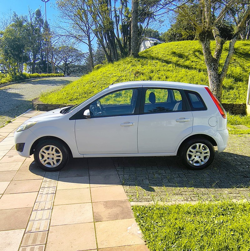 FIESTA 1.6 MPI 8V GASOLINA 4P MANUAL - 2013 - FARROUPILHA