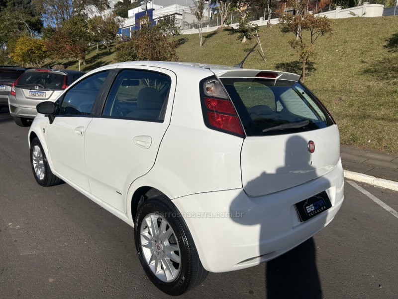 PUNTO 1.6 ESSENCE 16V FLEX 4P MANUAL - 2011 - BENTO GONçALVES