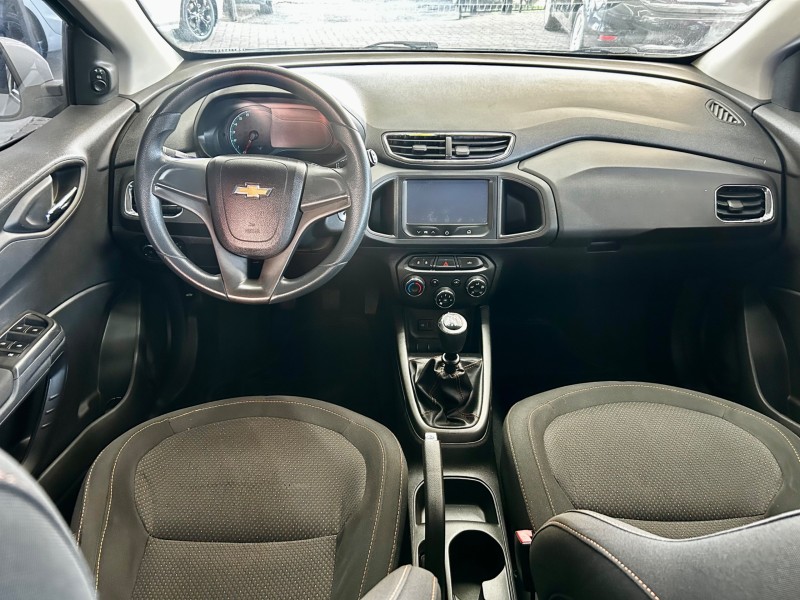 ONIX 1.4 MPFI LTZ 8V FLEX 4P MANUAL - 2015 - SãO SEBASTIãO DO CAí