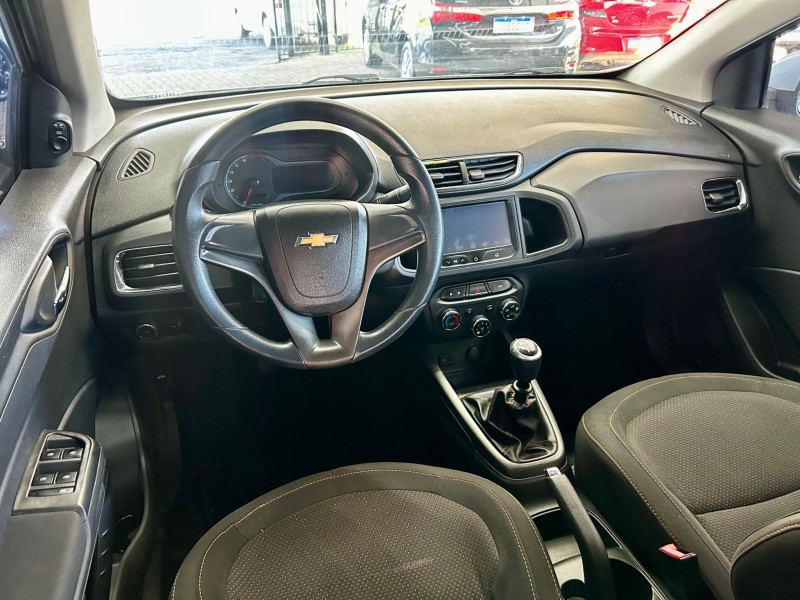 ONIX 1.4 MPFI LTZ 8V FLEX 4P MANUAL - 2015 - SãO SEBASTIãO DO CAí