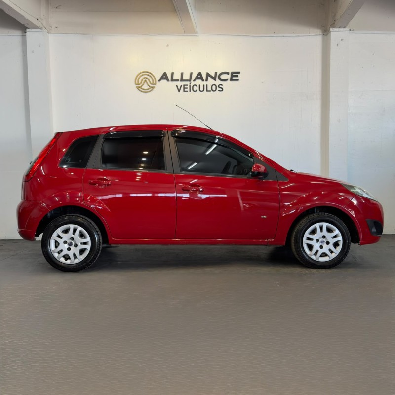 FIESTA 1.0 ROCAM HATCH 8V FLEX 4P MANUAL - 2014 - CAXIAS DO SUL