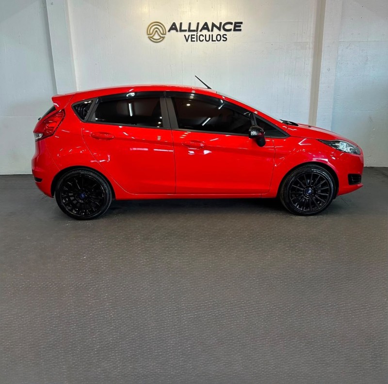FIESTA 1.6 SEL HATCH 16V FLEX 4P MANUAL - 2017 - CAXIAS DO SUL