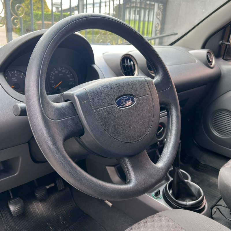 FIESTA 1.0 MPI PERSONNALITÉ 8V FLEX 4P MANUAL - 2005 - CAXIAS DO SUL