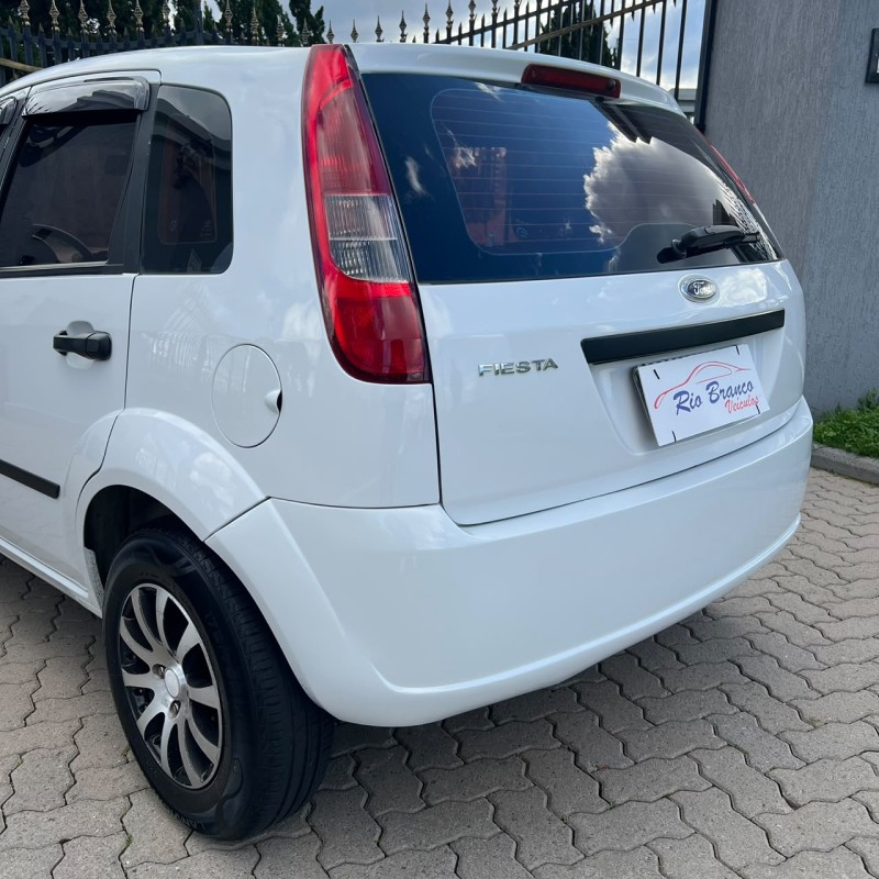 FIESTA 1.0 MPI PERSONNALITÉ 8V FLEX 4P MANUAL - 2005 - CAXIAS DO SUL