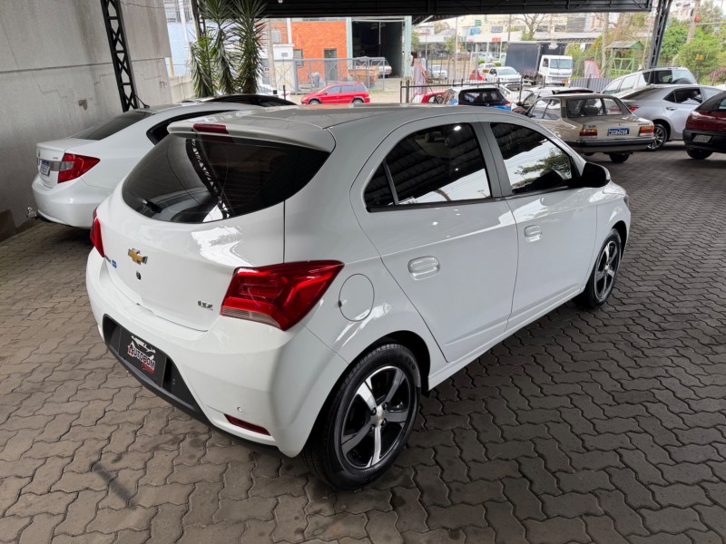 ONIX 1.4 MPFI LTZ 8V FLEX 4P AUTOMÁTICO - 2018 - CAXIAS DO SUL