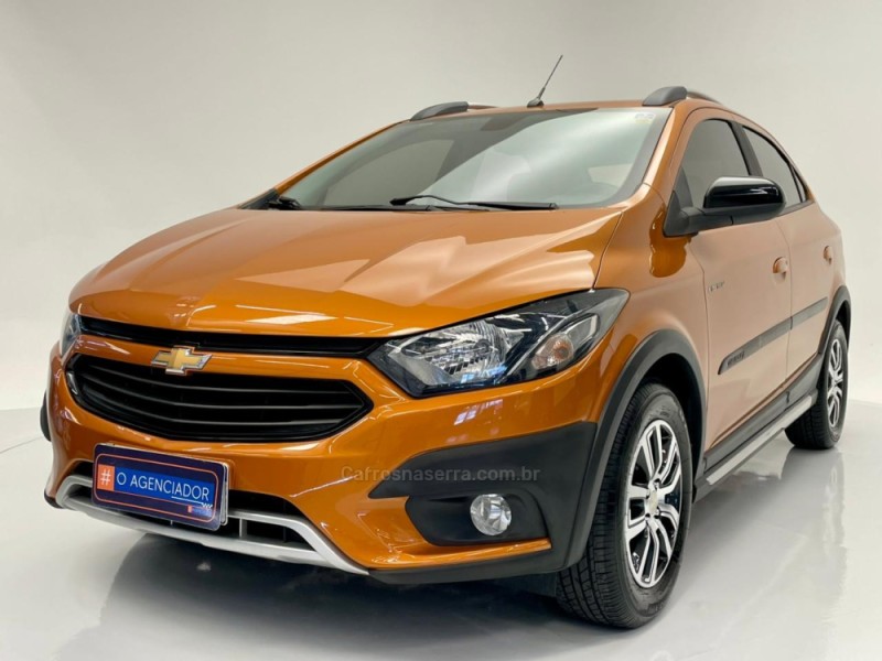 ONIX 1.4 MPFI ACTIV 8V FLEX 4P MANUAL - 2017 - SANTA CRUZ DO SUL