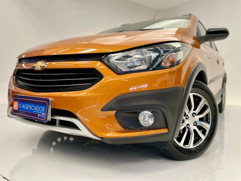 ONIX 1.4 MPFI ACTIV 8V FLEX 4P MANUAL - 2017 - SANTA CRUZ DO SUL