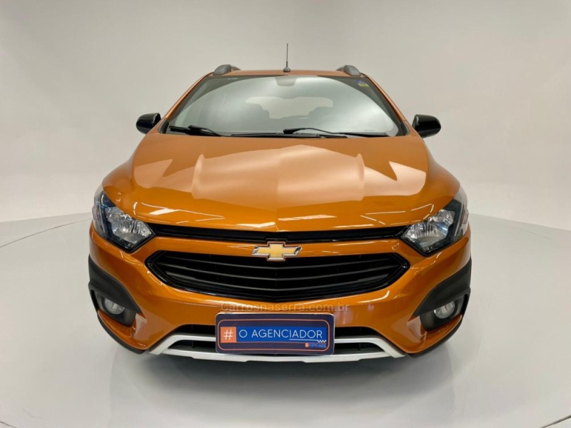 ONIX 1.4 MPFI ACTIV 8V FLEX 4P MANUAL - 2017 - SANTA CRUZ DO SUL