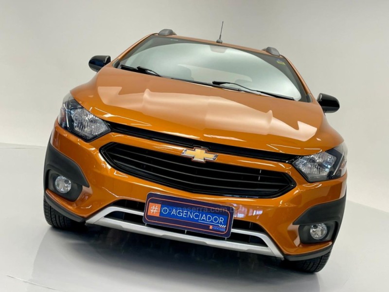 ONIX 1.4 MPFI ACTIV 8V FLEX 4P MANUAL - 2017 - SANTA CRUZ DO SUL