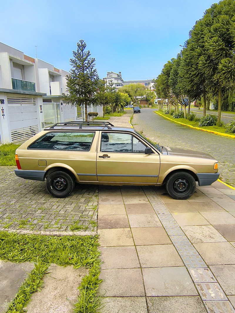 PARATI 1.8 CL 8V GASOLINA 2P MANUAL - 1992 - FARROUPILHA