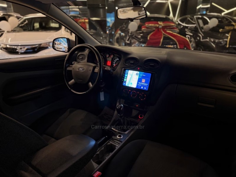 FOCUS 2.0 GHIA 16V FLEX 4P MANUAL - 2009 - NOVO HAMBURGO