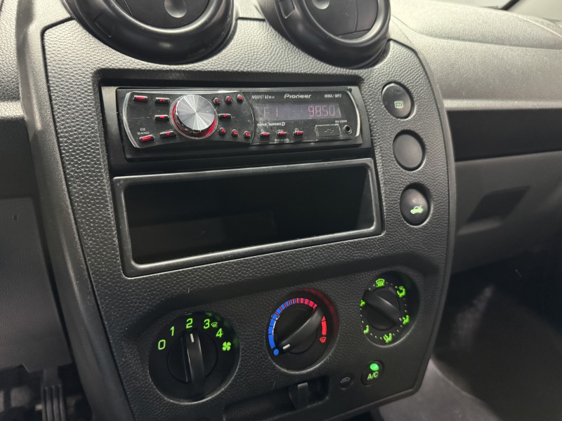 FIESTA 1.0 MPI HATCH 8V FLEX 4P MANUAL - 2012 - CAXIAS DO SUL