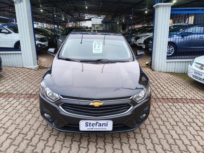 PRISMA 1.4 MPFI LTZ 8V FLEX 4P MANUAL - 2017 - BOM PRINCíPIO