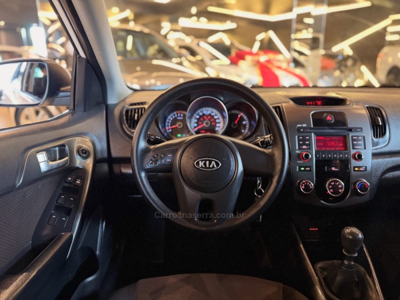 CERATO 1.6 EX2 SEDAN 16V GASOLINA 4P MANUAL - 2011 - NOVO HAMBURGO