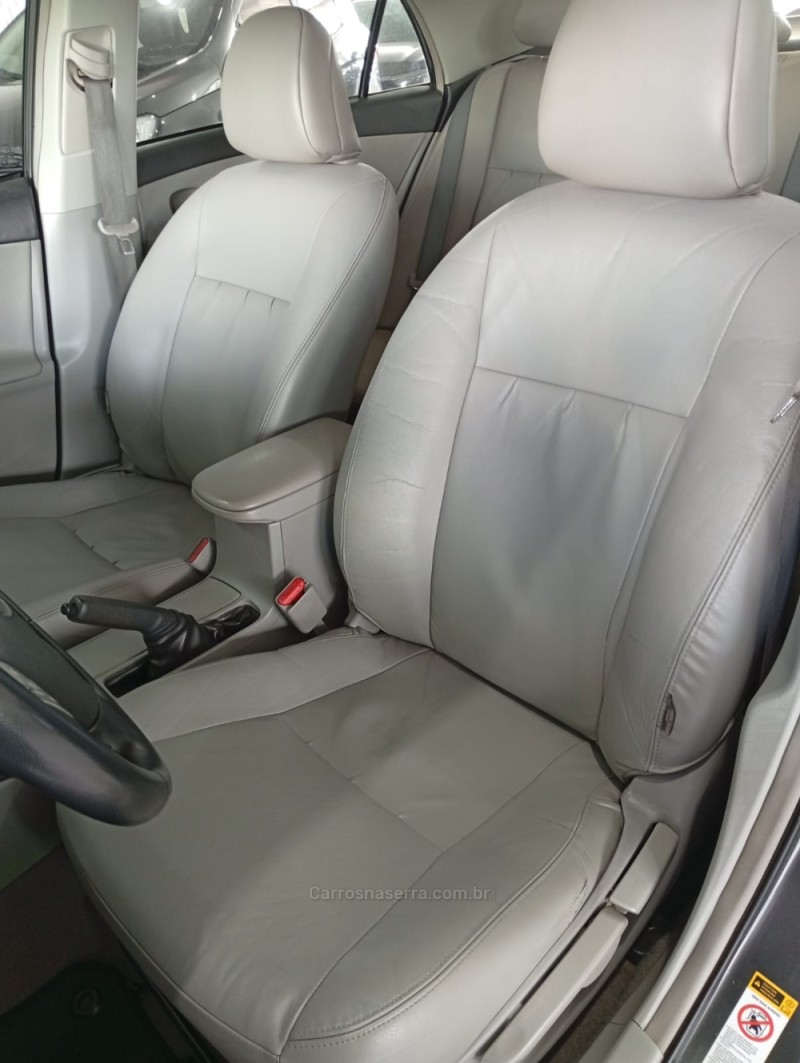 COROLLA 2.0 XEI 16V FLEX 4P AUTOMÁTICO - 2014 - PASSO FUNDO