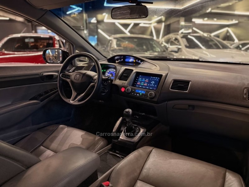CIVIC 1.8 LXL 16V FLEX 4P MANUAL - 2011 - NOVO HAMBURGO