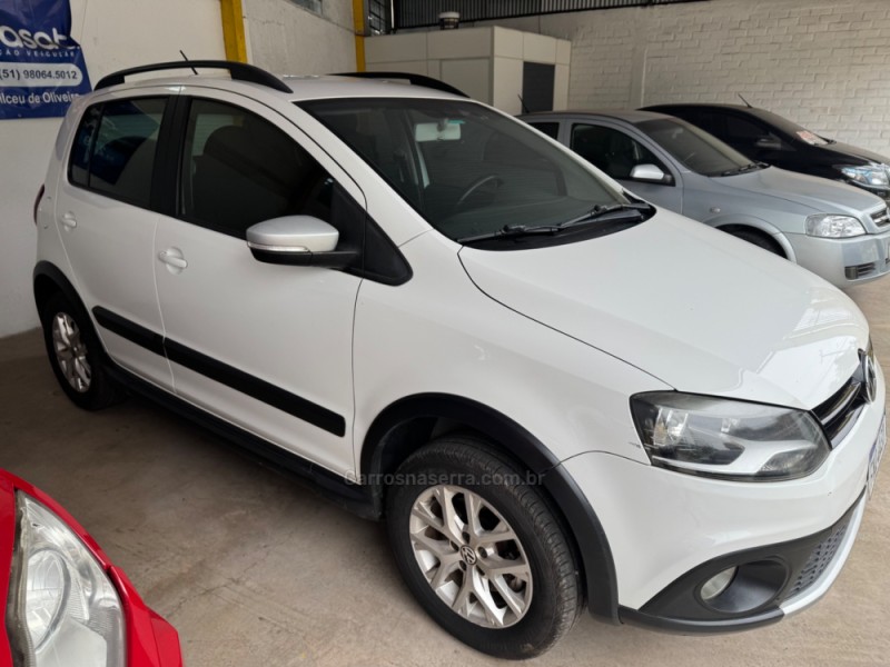 CROSSFOX 1.6 MI FLEX 8V 4P MANUAL - 2014 - BARãO