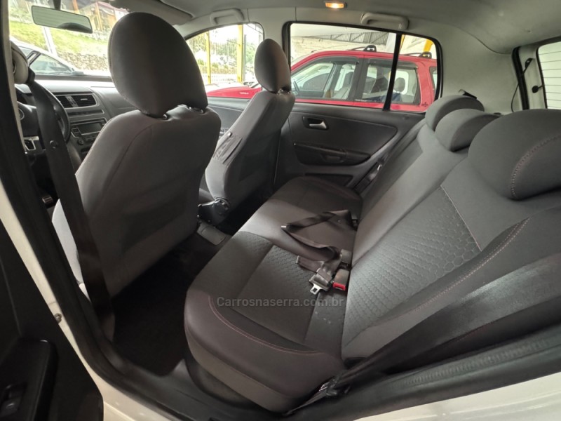 CROSSFOX 1.6 MI FLEX 8V 4P MANUAL - 2014 - BARãO