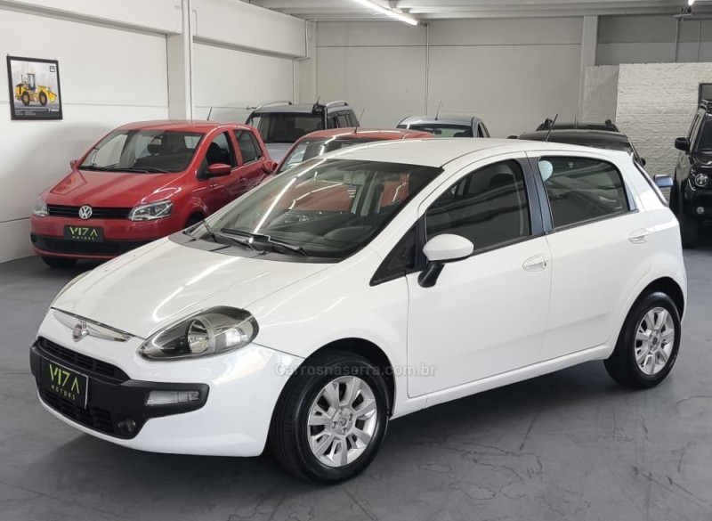 PUNTO 1.4 ATTRACTIVE 8V FLEX 4P MANUAL
