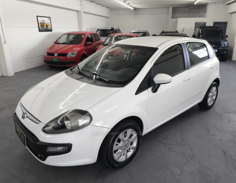 PUNTO 1.4 ATTRACTIVE 8V FLEX 4P MANUAL - 2015 - CAXIAS DO SUL
