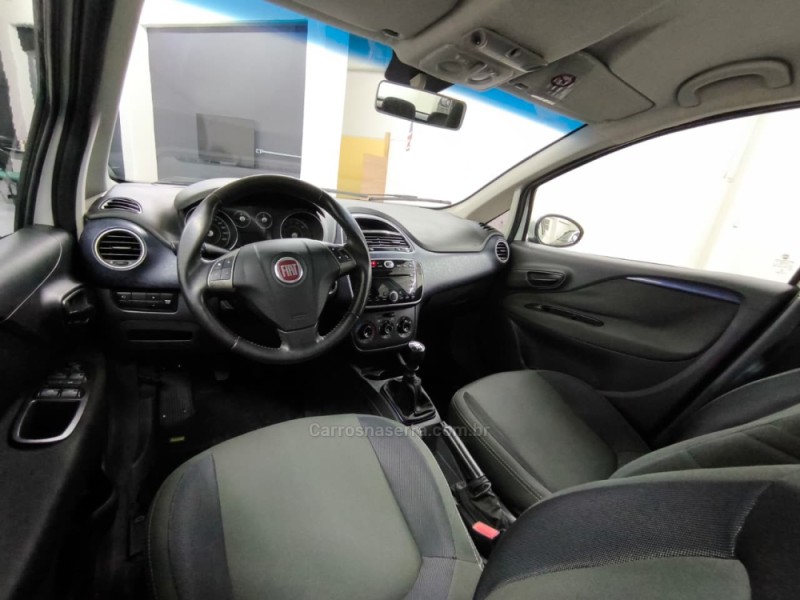 PUNTO 1.4 ATTRACTIVE 8V FLEX 4P MANUAL - 2015 - CAXIAS DO SUL