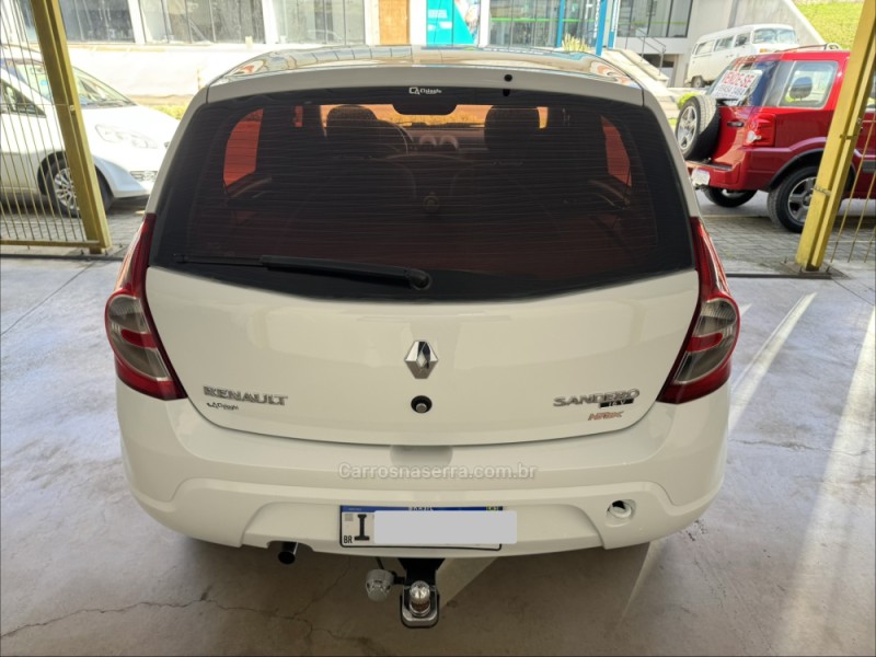 SANDERO 1.0 EXPRESSION 16V FLEX 4P MANUAL - 2009 - BARãO