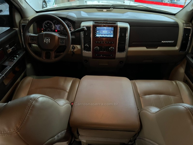 2500 LARAMIE 6.7 CD 4X4 TDI DIESEL 4P AUTOMÁTICA - 2012 - CAXIAS DO SUL