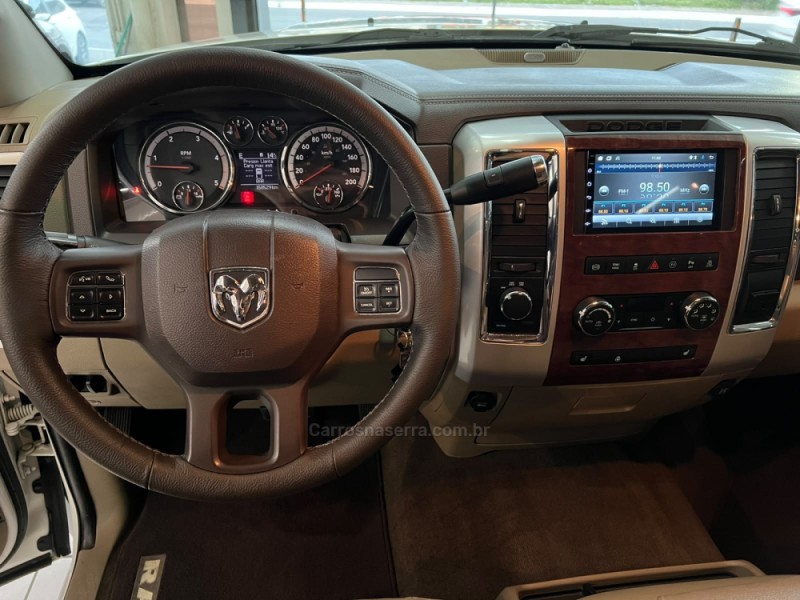 2500 LARAMIE 6.7 CD 4X4 TDI DIESEL 4P AUTOMÁTICA - 2012 - CAXIAS DO SUL