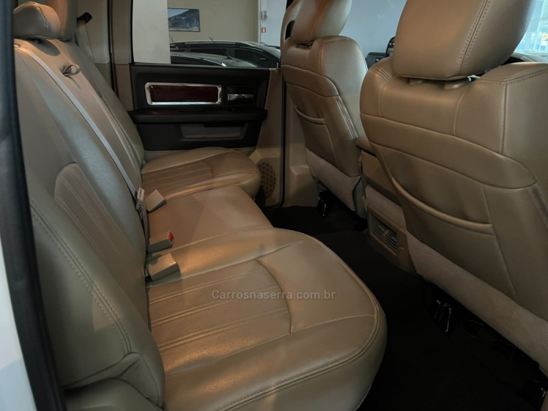 2500 LARAMIE 6.7 CD 4X4 TDI DIESEL 4P AUTOMÁTICA - 2012 - CAXIAS DO SUL