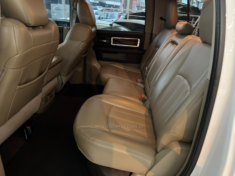 2500 LARAMIE 6.7 CD 4X4 TDI DIESEL 4P AUTOMÁTICA - 2012 - CAXIAS DO SUL