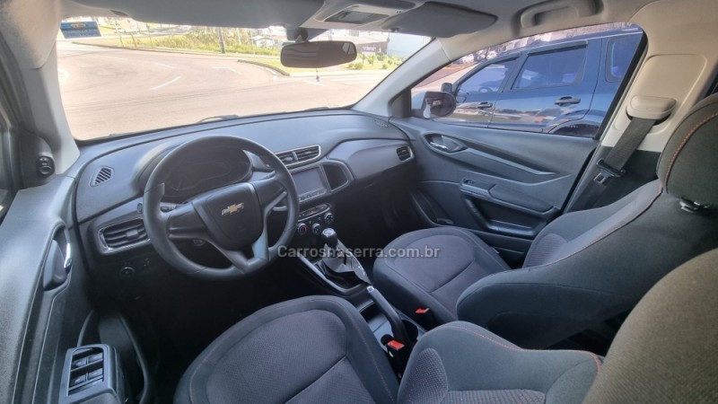 ONIX 1.4 MPFI LTZ 8V FLEX 4P MANUAL - 2015 - FARROUPILHA