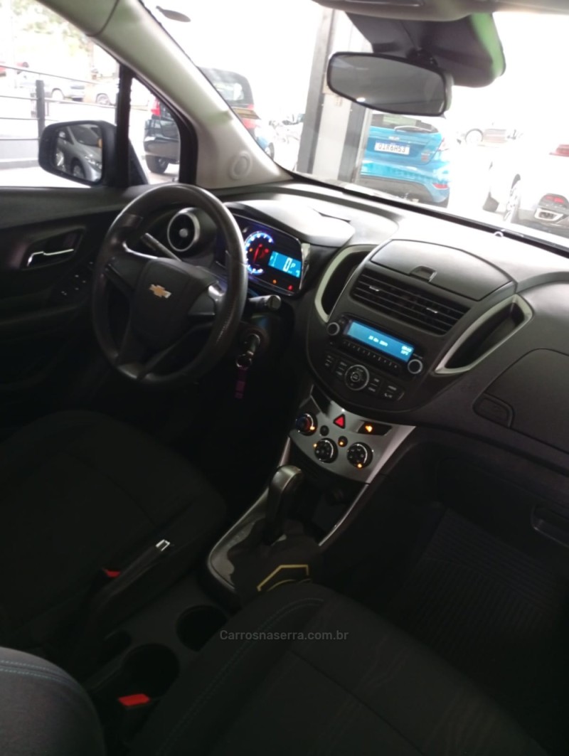 TRACKER 1.8 MPFI LT 4X2 16V FLEX 4P AUTOMÁTICO - 2016 - PASSO FUNDO
