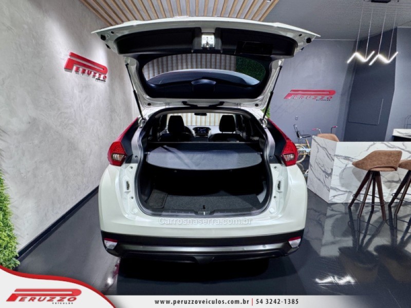 ECLIPSE CROSS 1.5 GLS 16V FLEX 4P AUTOMÁTICO - 2022 - NOVA PRATA