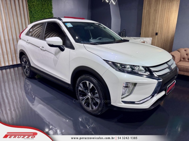 ECLIPSE CROSS 1.5 GLS 16V FLEX 4P AUTOMÁTICO - 2022 - NOVA PRATA