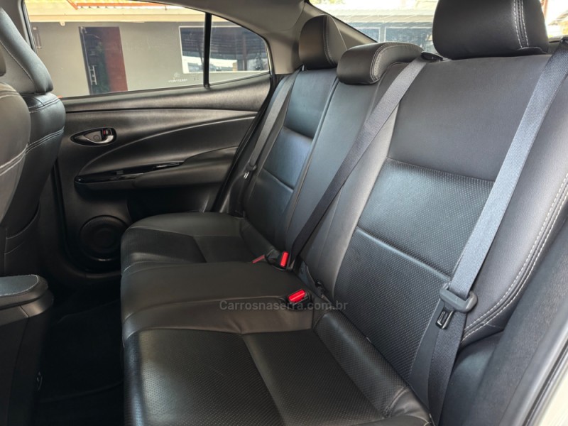 YARIS 1.5 16V FLEX SEDAN XL PLUS TECH MULTIDRIVE3 - 2024 - NOVO HAMBURGO