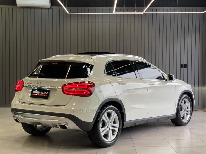 GLA 250 2.0 16V TURBO GASOLINA VISION 4P AUTOMÁTICO - 2015 - DOIS IRMãOS