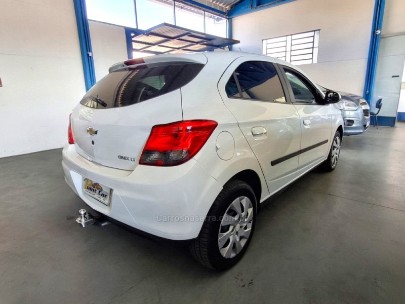 ONIX 1.4 MPFI LT 8V FLEX 4P MANUAL - 2015 - VACARIA