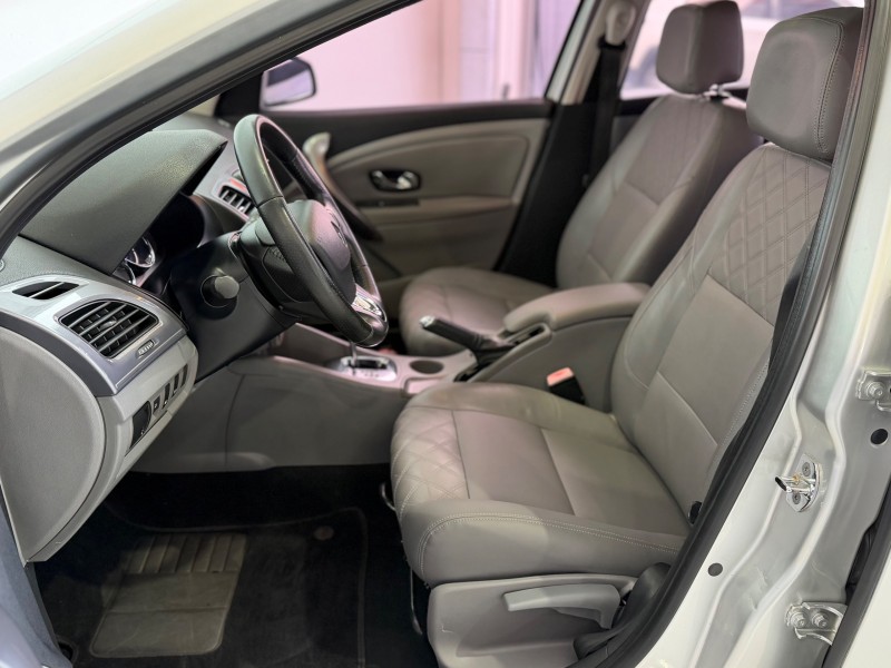 FLUENCE 2.0 PRIVILÉGE 16V FLEX 4P AUTOMÁTICO - 2016 - CAXIAS DO SUL