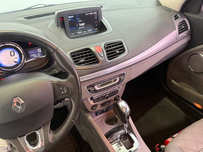FLUENCE 2.0 PRIVILÉGE 16V FLEX 4P AUTOMÁTICO - 2016 - CAXIAS DO SUL