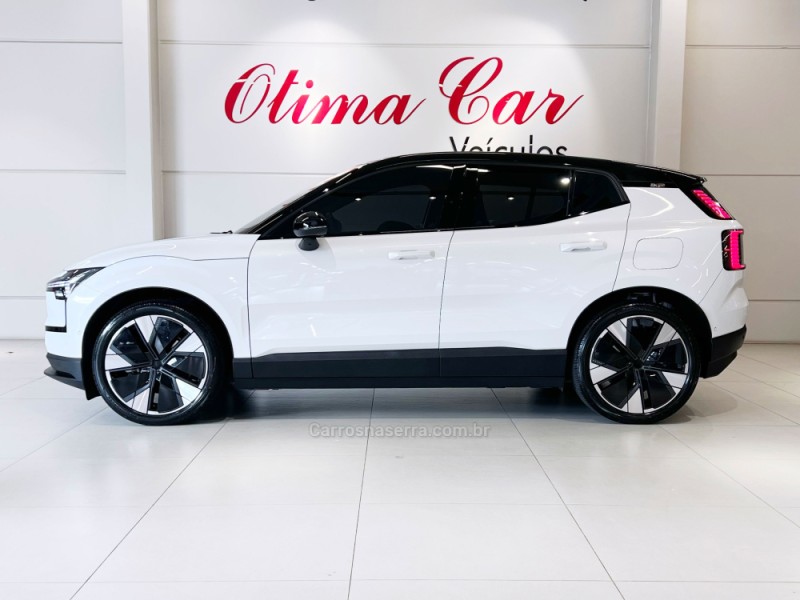 EX30 ULTRA EXTENDED RANGE - 2024 - FLORES DA CUNHA