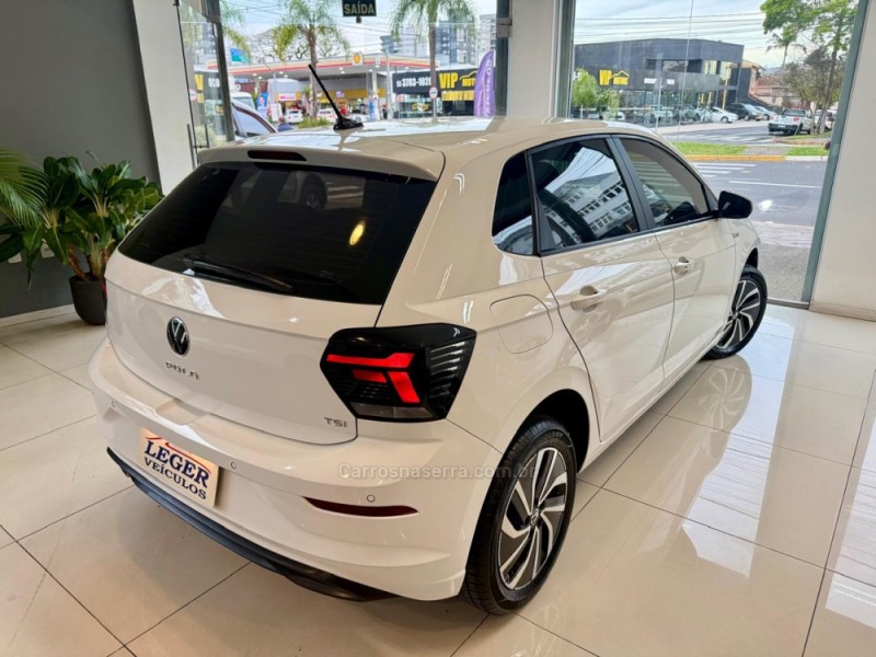 POLO 1.0 170 TSI 12V HIGHLINE FLEX 4P AUTOMÁTICO - 2024 - SãO LEOPOLDO