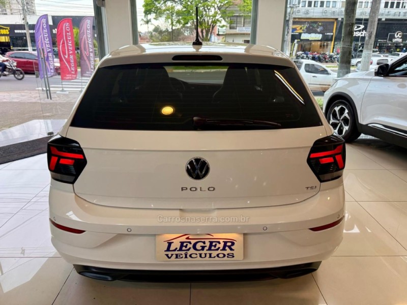 POLO 1.0 170 TSI 12V HIGHLINE FLEX 4P AUTOMÁTICO - 2024 - SãO LEOPOLDO