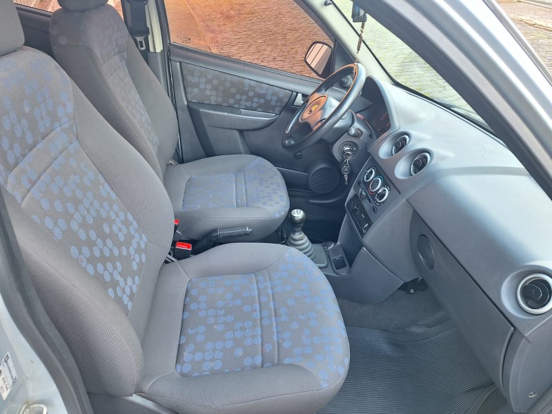 PRISMA 1.0 MPFI JOY 8V FLEX 4P MANUAL - 2011 - CAXIAS DO SUL
