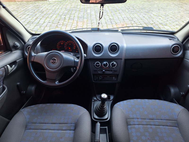 PRISMA 1.0 MPFI JOY 8V FLEX 4P MANUAL - 2011 - CAXIAS DO SUL