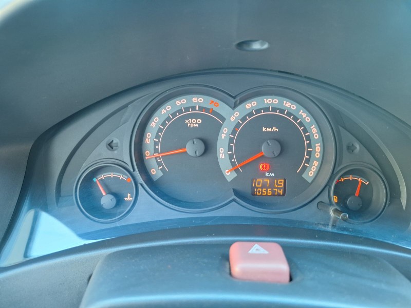 PRISMA 1.0 MPFI JOY 8V FLEX 4P MANUAL - 2011 - CAXIAS DO SUL