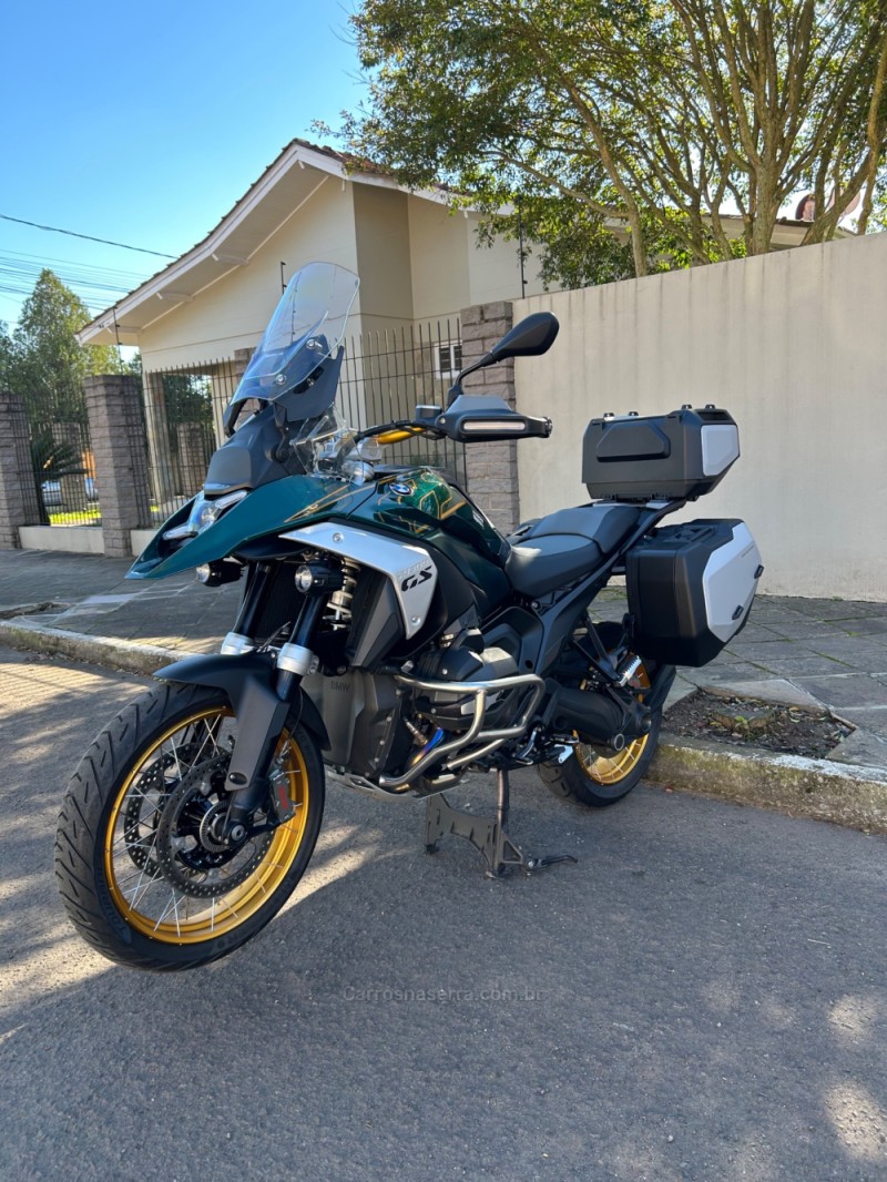 r 1300 gs option 719 2024 sao leopoldo