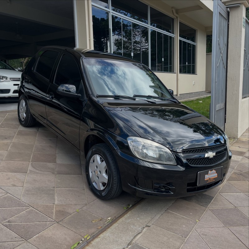 CELTA 1.0 MPFI LT 8V FLEX 4P MANUAL - 2013 - NOVA PETRóPOLIS