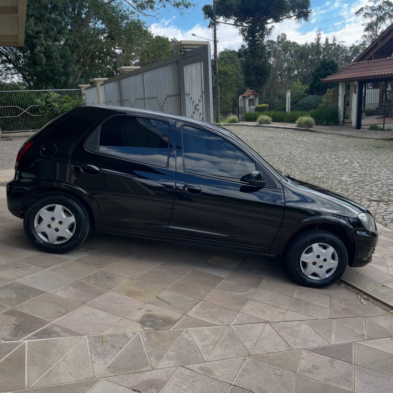 CELTA 1.0 MPFI LT 8V FLEX 4P MANUAL - 2013 - NOVA PETRóPOLIS