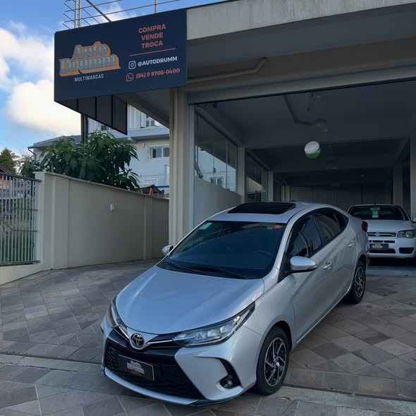 yaris 1.5 xls sedan 16v flex 4p automatico 2023 nova petropolis